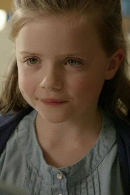 Swan Mirabeau - Actor Profile Photo