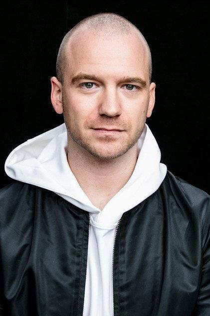Sean Evans - Actor Profile Photo