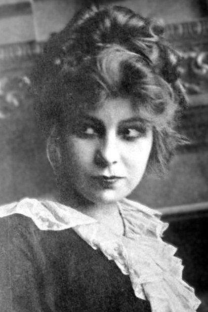 Violet Horner - Actor Profile Photo