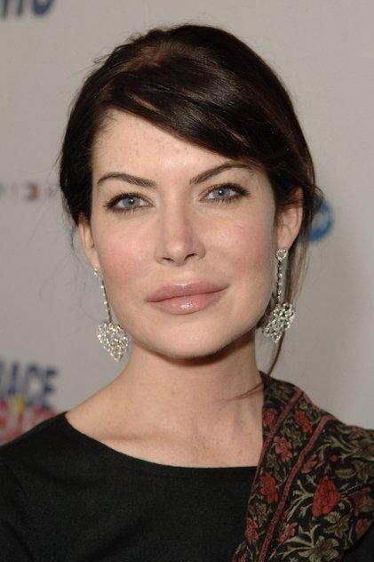 Lara Flynn Boyle - Actor Profile Photo