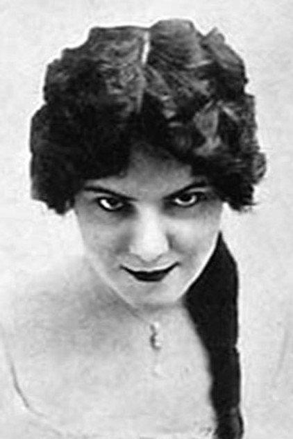 Marie Wells - Actor Profile Photo