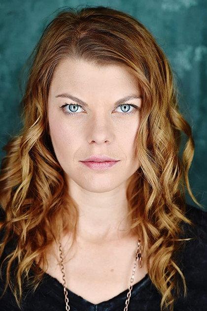 Ruth Reynolds - Actor Profile Photo