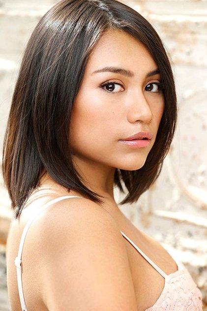 Natalia del Riego - Actor Profile Photo