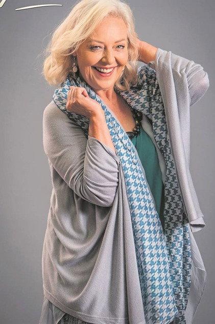 Hannelie Warren - Actor Profile Photo