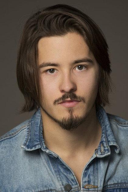Victor Toth - Actor Profile Photo