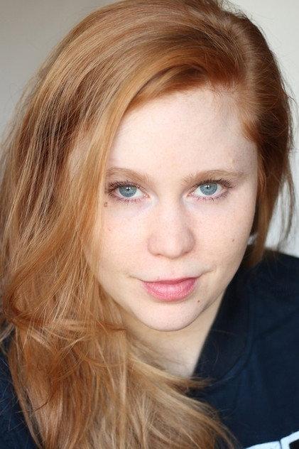 Eloïse Genet - Actor Profile Photo