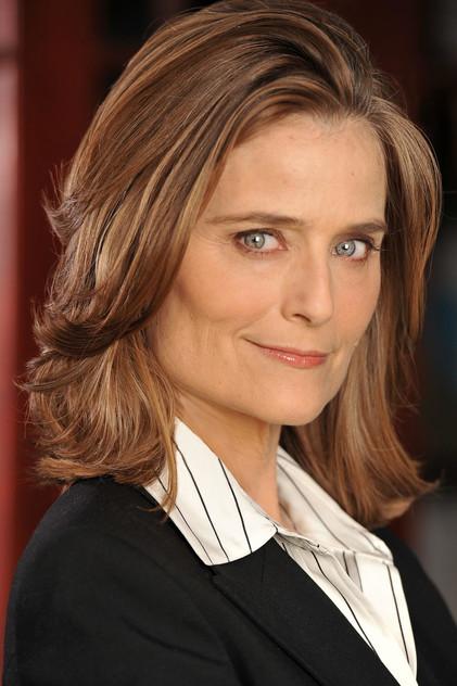 Elizabeth Karr - Actor Profile Photo