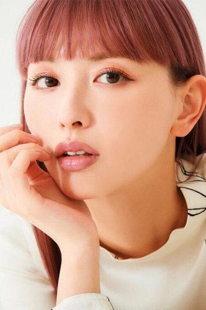 Emi Suzuki - Actor Profile Photo
