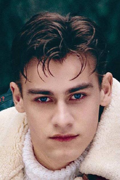 Roman Paulik - Actor Profile Photo