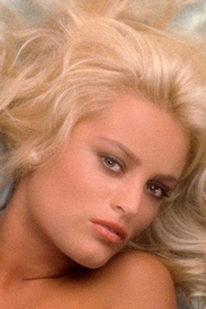 Karin van Breeschooten - Actor Profile Photo