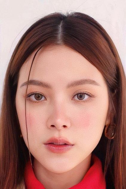 Pimchanok Luevisadpaibul - Actor Profile Photo