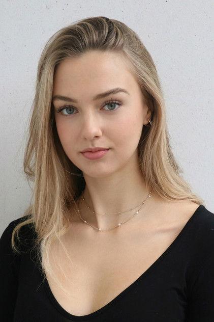 Lilly Krug - Actor Profile Photo