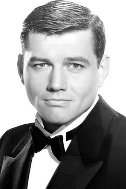 Ralph Taeger - Actor Profile Photo