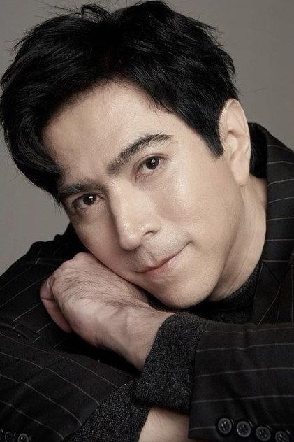 Yuranunt Pamornmontri - Actor Profile Photo