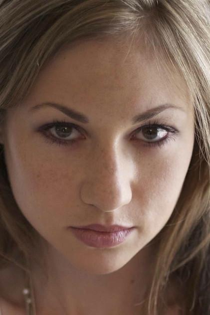 Sarah Agor - Actor Profile Photo
