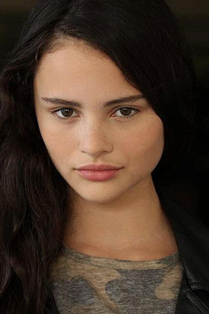 Gabrielle Echols - Actor Profile Photo