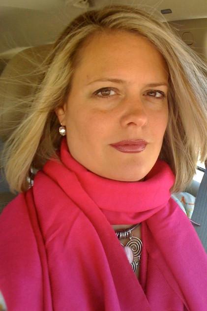 Elizabeth Cox - Actor Profile Photo
