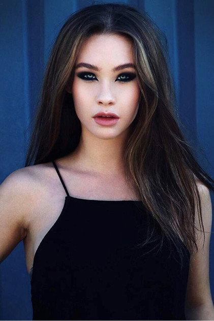 Natalia Toth - Actor Profile Photo
