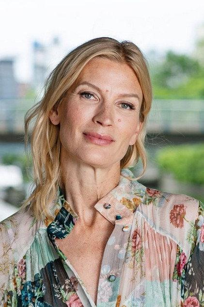 Niina Kurkinen - Actor Profile Photo