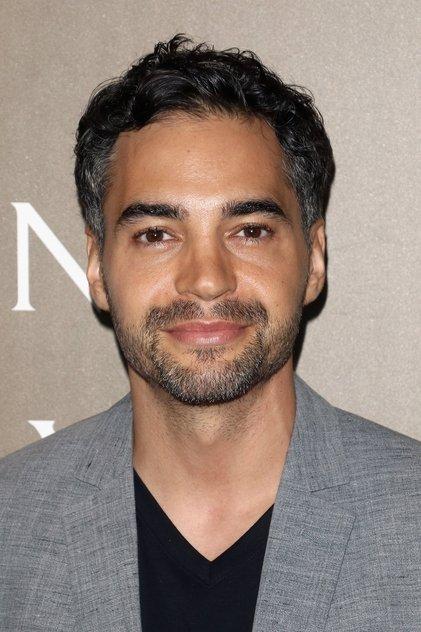 Ramón Rodríguez - Actor Profile Photo