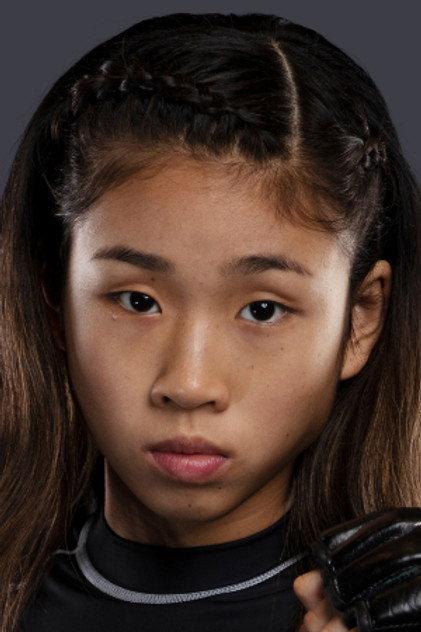 Victoria Lee - Actor Profile Photo