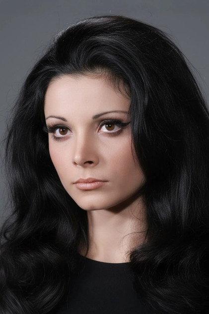 Seher Şeniz - Actor Profile Photo