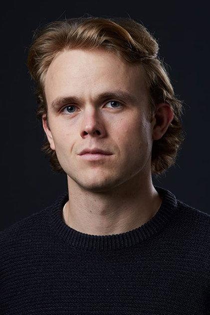 Cameron Scott - Actor Profile Photo