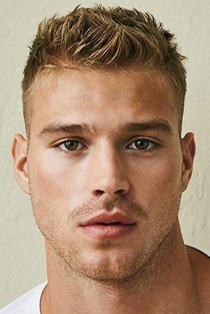 Matthew Noszka - Actor Profile Photo