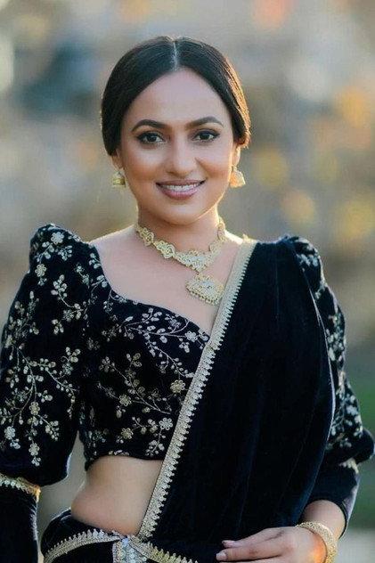 Udari Warnakulasooriya - Actor Profile Photo