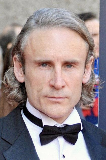 Cal MacAninch - Actor Profile Photo