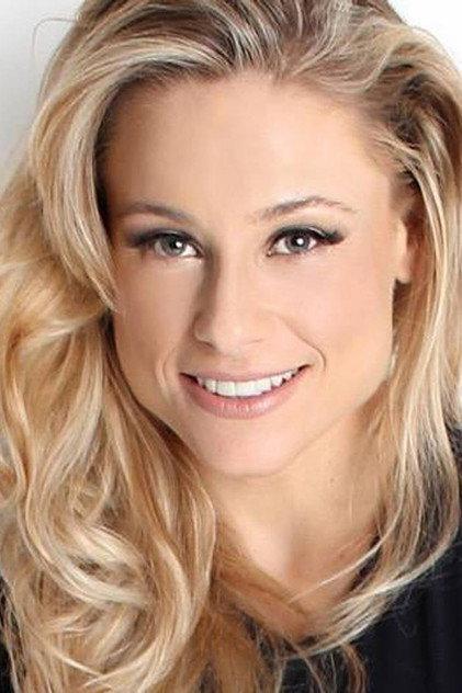 Giselle Prattes - Actor Profile Photo