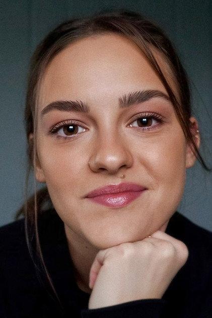 Elpida Stojcevska - Actor Profile Photo