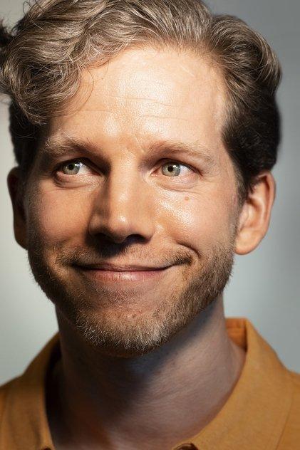 Stark Sands - Actor Profile Photo