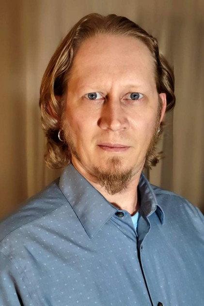 James Van Oort - Actor Profile Photo