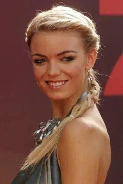 Anni Wendler - Actor Profile Photo