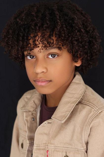 Juliano Krue Valdi - Actor Profile Photo