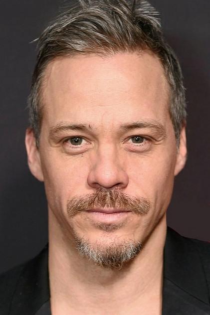 Michael Raymond-James - Actor Profile Photo