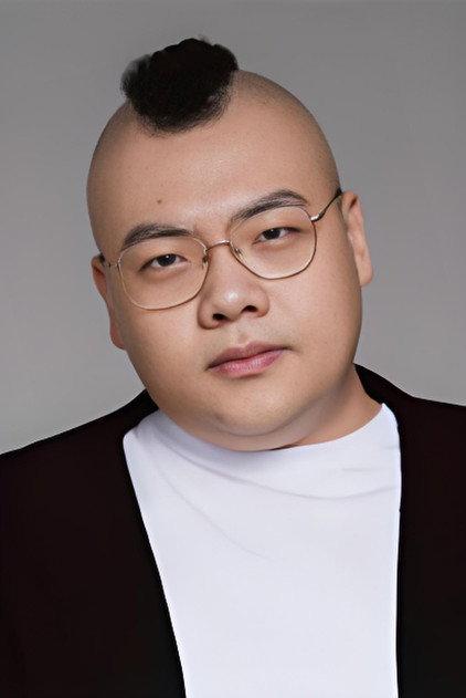 Shuai Guan - Actor Profile Photo