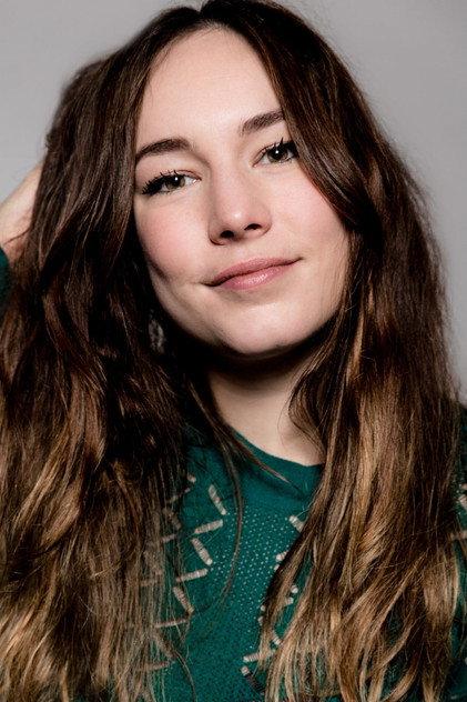 Isis Cabolet - Actor Profile Photo