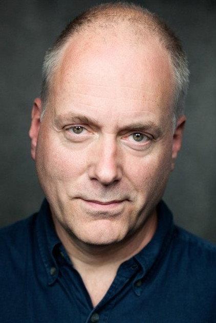 Simon Treves - Actor Profile Photo