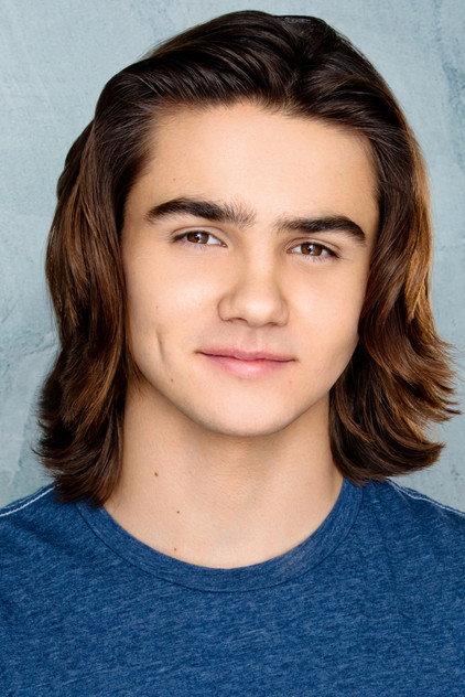 Luca Luhan - Actor Profile Photo