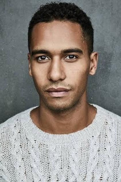 Elliot Knight - Actor Profile Photo