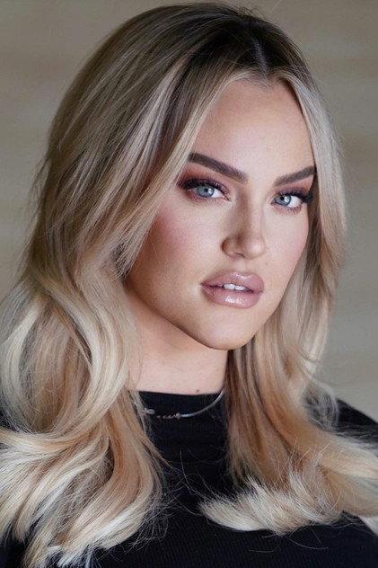 Lacey Schwimmer - Actor Profile Photo