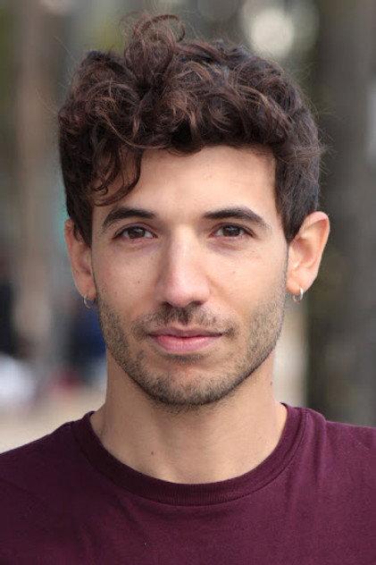 Florent Gouëlou - Actor Profile Photo
