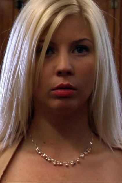 Amanda Frost - Actor Profile Photo