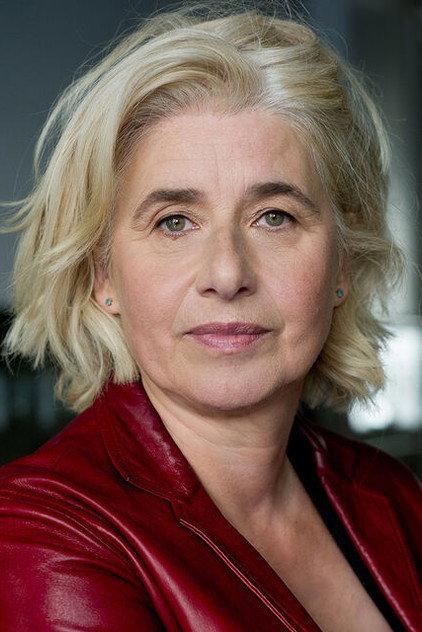 Angelika Fink - Actor Profile Photo