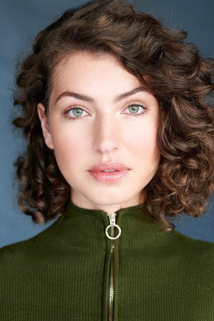 Lea Vivier - Actor Profile Photo