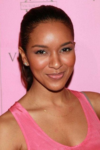 Elizabeth Mathis - Actor Profile Photo