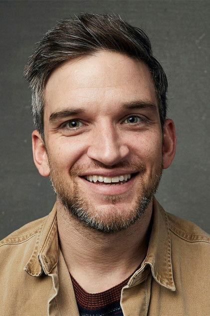 Evan Jonigkeit - Actor Profile Photo
