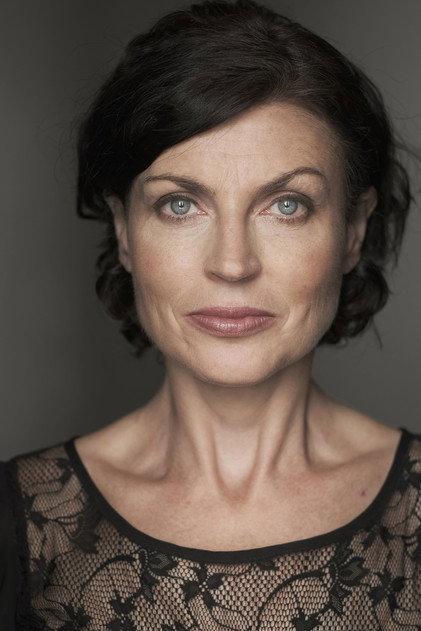 Ali Mylon - Actor Profile Photo